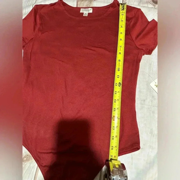 Orange Kiss Women’s Bodysuit Short Sleeve Size Medium Deep Red - Picture 3 of 7